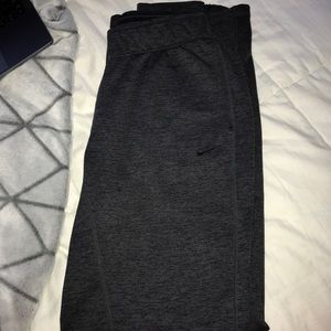 NIKE SWEATPANTS